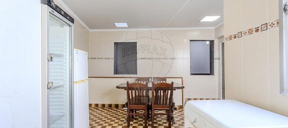 Casa de 6 dormitorios en Lagoa, Portugal No. 44212 17