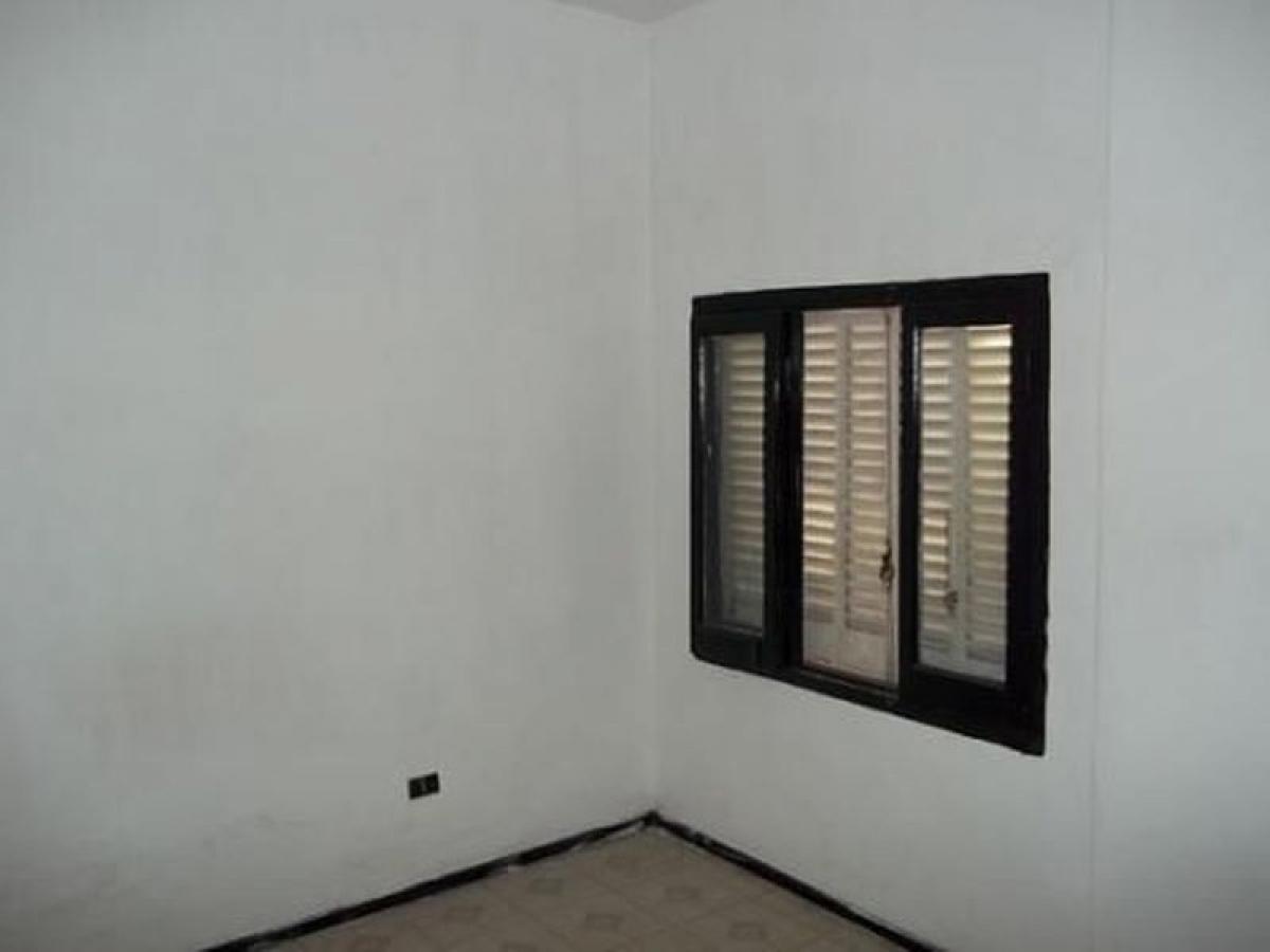 2 Schlafzimmer Haus in Tres de Febrero, Argentina, Nr. 59763