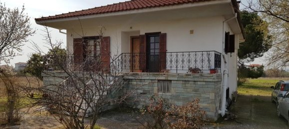 2 bedrooms Commercial property in Polygyros, Greece No. 5147 2