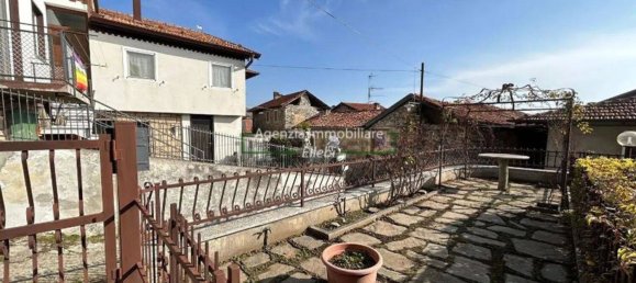 Дом с 2 спальнями в Массино Висконти, Италия № 167137 4