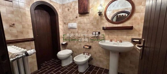 Дом с 2 спальнями в Массино Висконти, Италия № 167137 16