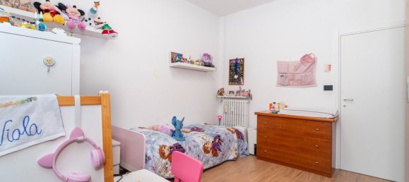 3 bedrooms Apartment in Turin, Italy No. 339622 15