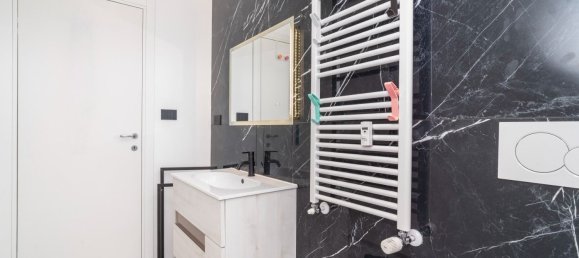 3 bedrooms Apartment in Turin, Italy No. 339622 18