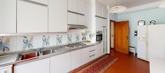 20-salle Villa à Capannori, Italy No. 131143 19