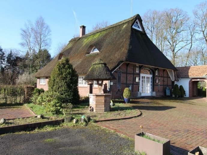 515m² Cafe / restaurant in Ammerland, Germany No. 152058