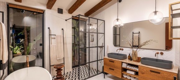 5 bedrooms Villa in Marbella, Spain No. 105792 27