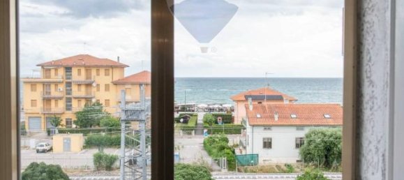 23 rooms House in Mondolfo, Italy No. 2257 54