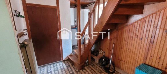 Casa de 3 dormitorios en Neuilly-le-Brignon, France No. 57666 9