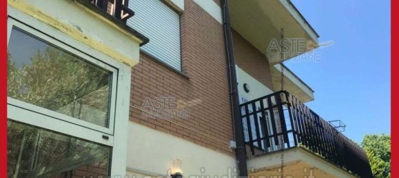 5 bedrooms Apartment in Rome, Italy No. 330864 30