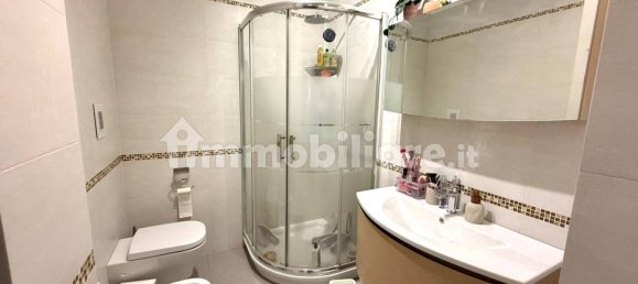 Apartamento de 2 dormitorios en Bari, Italy No. 374456 18