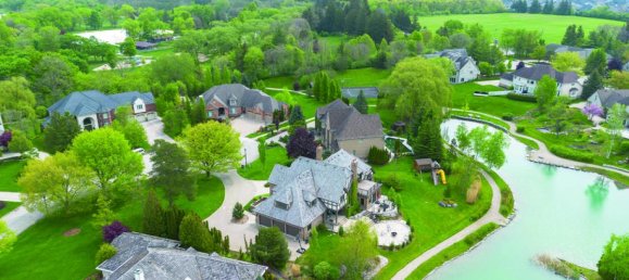 6 bedrooms House in Waterloo, Canada No. 818 8