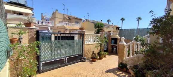 3 bedrooms House in Torrevieja, Spain No. 188106 2
