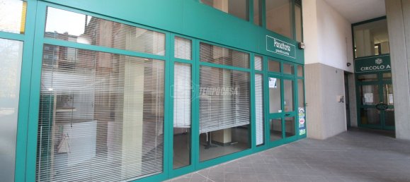 2 rooms Commercial property in Nichelino, Italy No. 113473 4