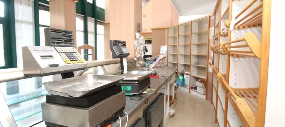 2 rooms Commercial property in Nichelino, Italy No. 113473 8