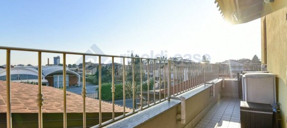 2 غرف نوم شقة في Seregno, Italy رقم 136798 9