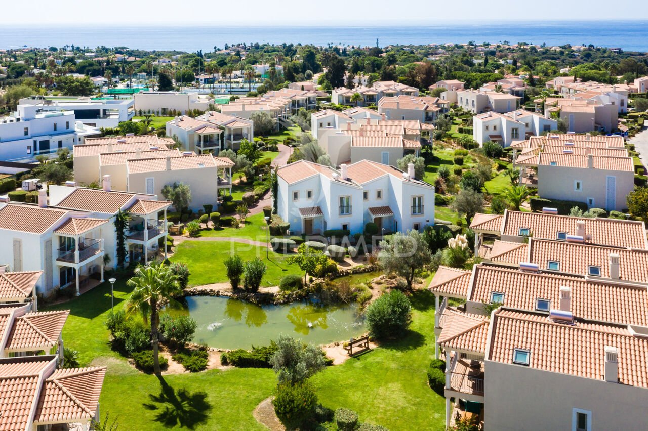 2 غرف نوم فندق في Lagoa, Portugal رقم 91501