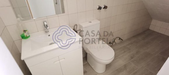 Propiedad comercial en Rio Tinto, Portugal 137 m² No. 60309 8