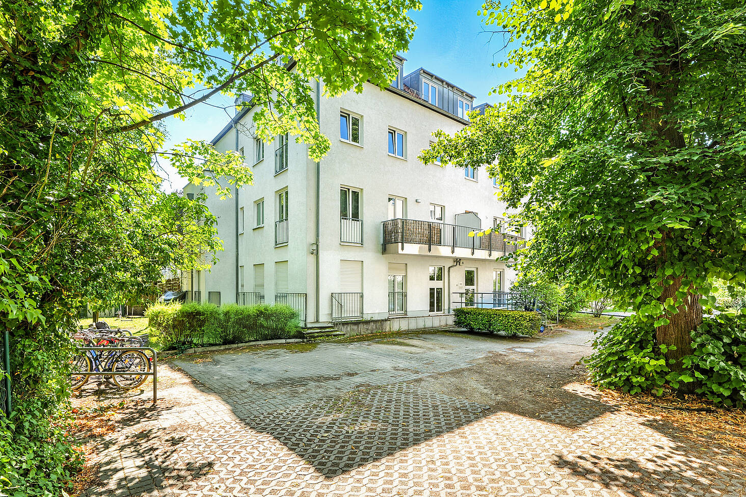 Дуплекс с 2 спальнями в Грюнау, Германия № 320649