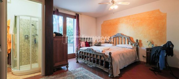 Villa de 7 habitaciónes en San Lazzaro di Savena, Italy No. 3050 49