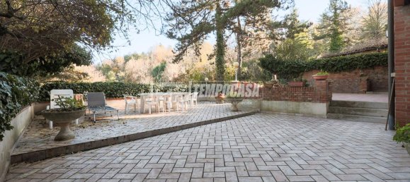 Villa de 7 habitaciónes en San Lazzaro di Savena, Italy No. 3050 28