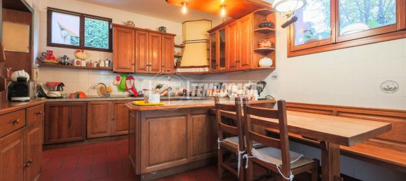 Villa de 7 habitaciónes en San Lazzaro di Savena, Italy No. 3050 38