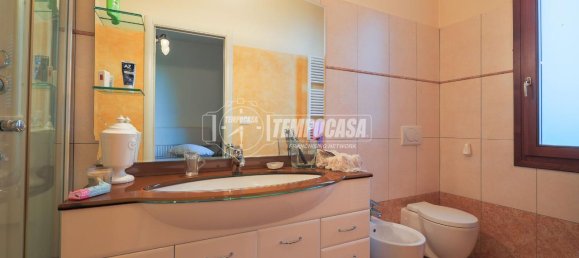 Villa de 7 habitaciónes en San Lazzaro di Savena, Italy No. 3050 11
