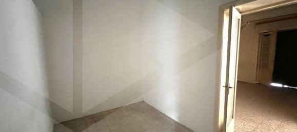 Propiedad comercial de 2 habitaciónes en Molfetta, Italy No. 27623 5