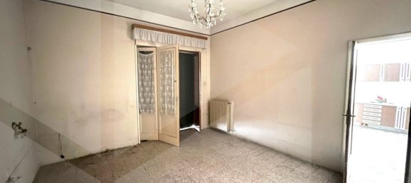 Propiedad comercial de 2 habitaciónes en Molfetta, Italy No. 27623 7