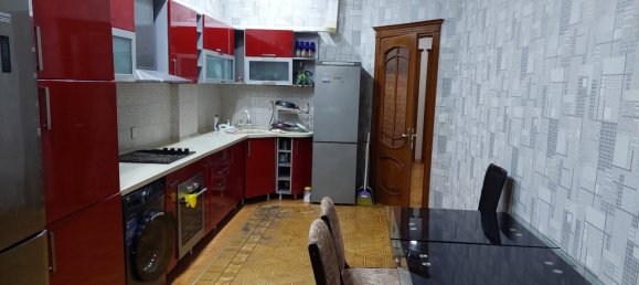 3 bedrooms Apartment in Baku, Azerbaijan No. 1812 4