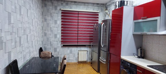 3 bedrooms Apartment in Baku, Azerbaijan No. 1812 3