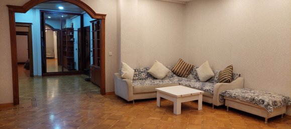 3 bedrooms Apartment in Baku, Azerbaijan No. 1812 17