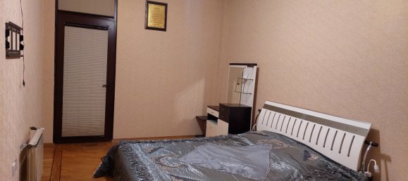 3 bedrooms Apartment in Baku, Azerbaijan No. 1812 2