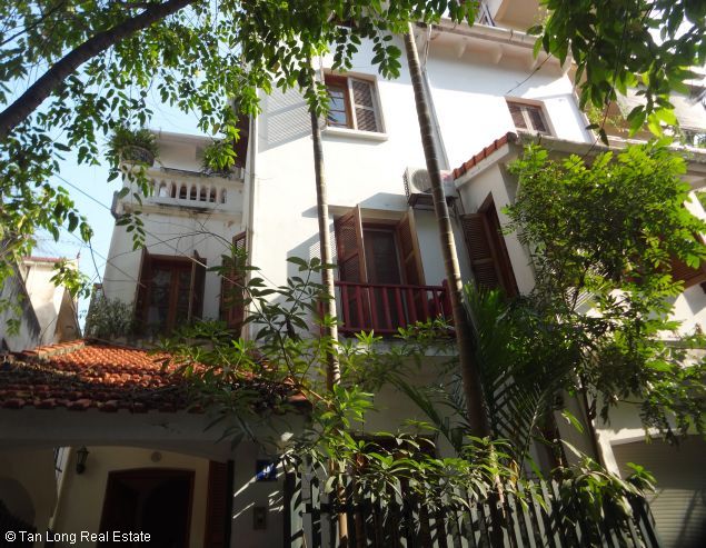 3 غرف نوم منزل في Tay Ho, Vietnam رقم 4360