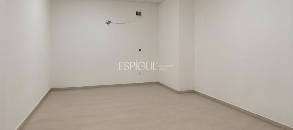 130m² Commercial property in Girona, Spain No. 148697 14