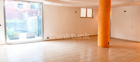 Коммерческая недвижимость 125м² в Катания, Италия № 42063 2