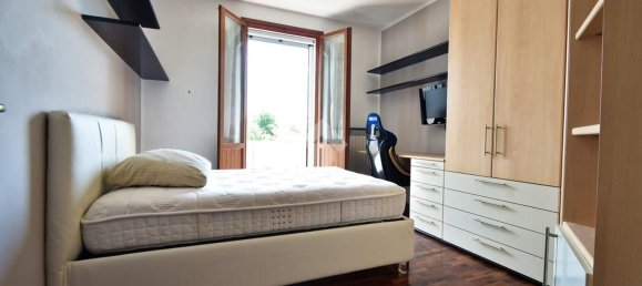 4 bedrooms Apartment in Forlì, Italy No. 316635 18