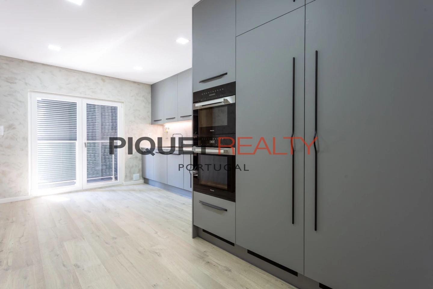 3 bedrooms Apartment in Montijo, Portugal No. 86181