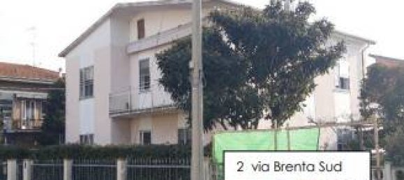 6 غرف نوم فيلا في Mantua, Italy رقم 311351 2