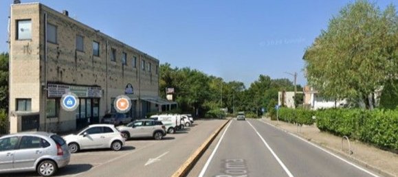 140m² Office in Senna Comasco, Italy No. 295705 2