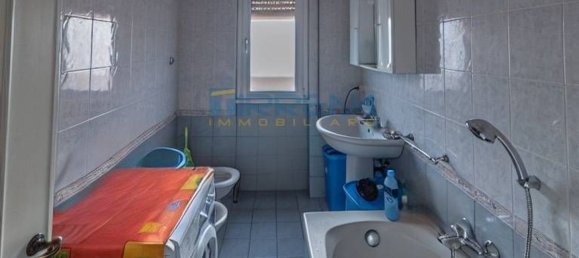 Квартира с 3 комнатами в Пиза, Италия № 226563 7