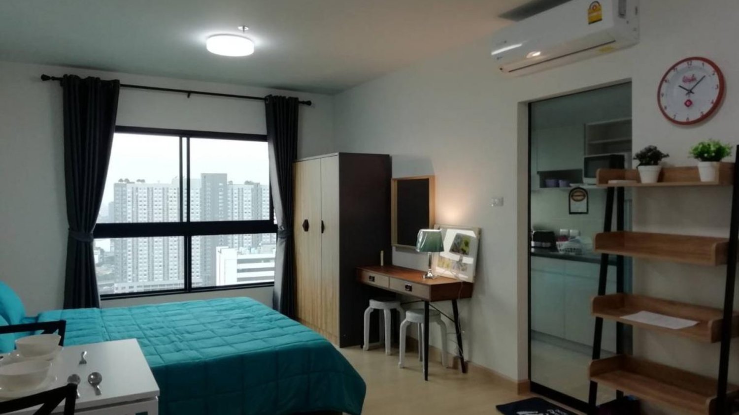 Condominio de 2 dormitorios en Supalai Loft Talat Phlu Station Bangkok, Thailand No. 28837
