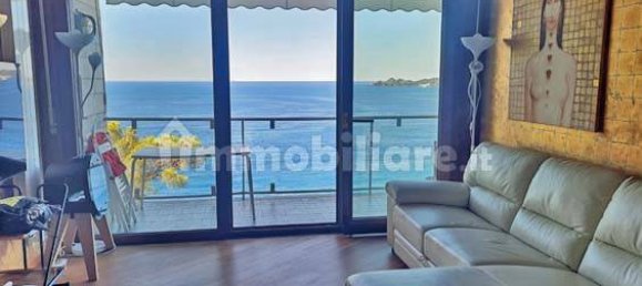 Apartamento de 1 dormitorio en Chiavari, Italy No. 270608 37