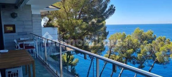 Apartamento de 1 dormitorio en Chiavari, Italy No. 270608 32