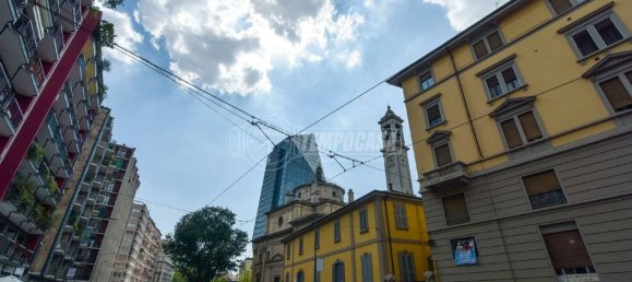 1 room Commercial property in Milan, Italy No. 260140 9