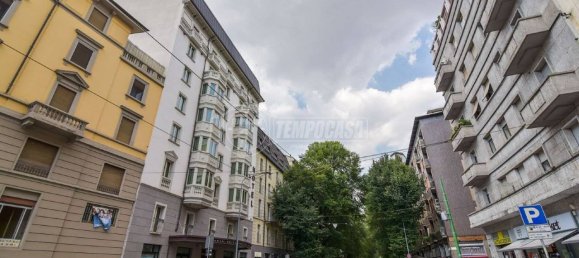 1 room Commercial property in Milan, Italy No. 260140 7