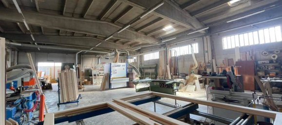 Almacén de 3 habitaciónes en Mede, Italy No. 160796 2