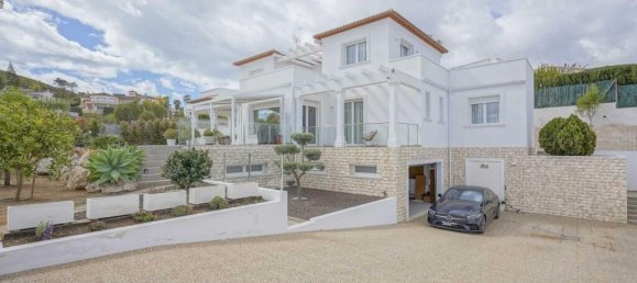 5 bedrooms Villa in Alicante, Spain No. 67086 9