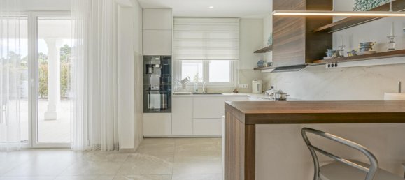 5 bedrooms Villa in Alicante, Spain No. 67086 17