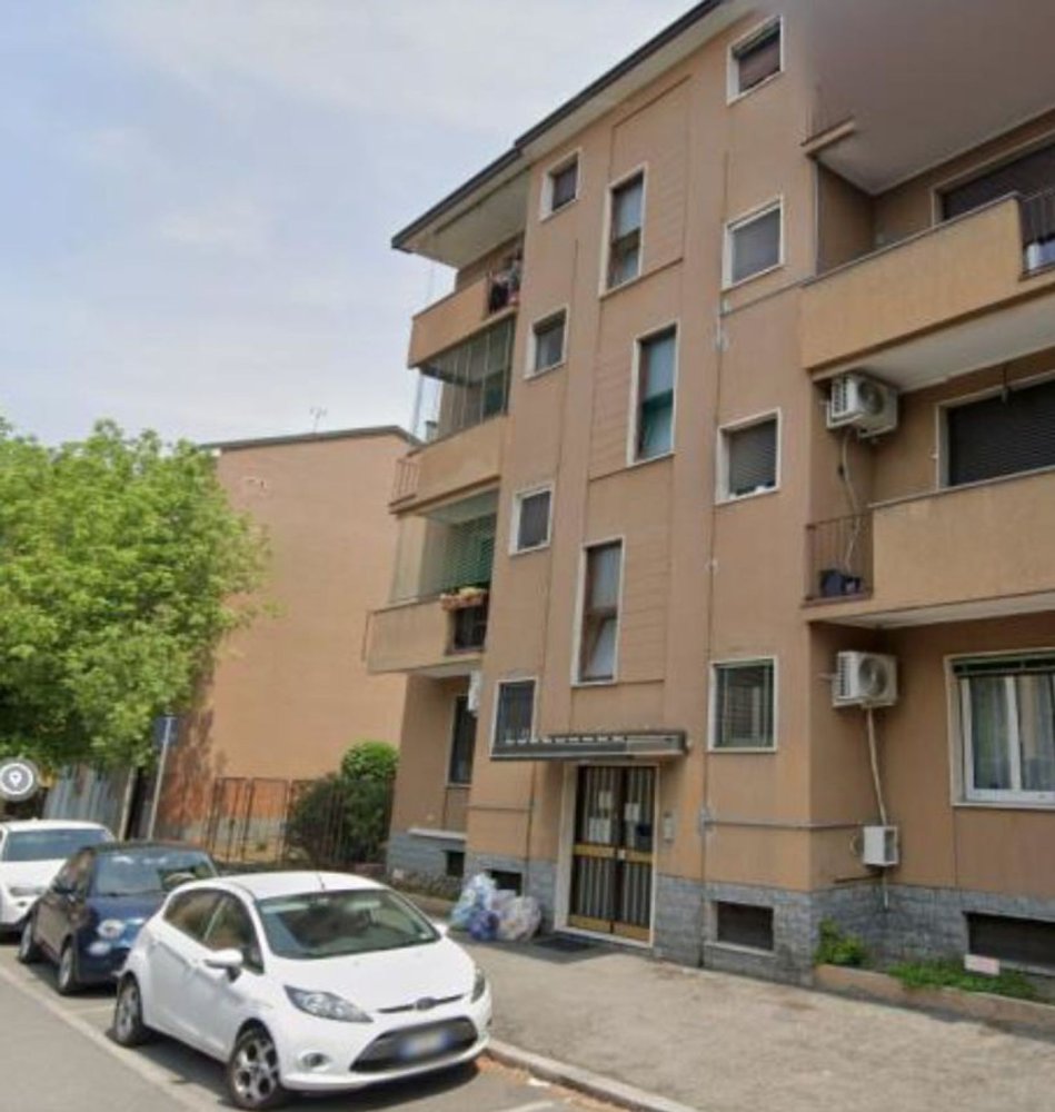 3 rooms Apartment in Lodi, Italy No. 138819