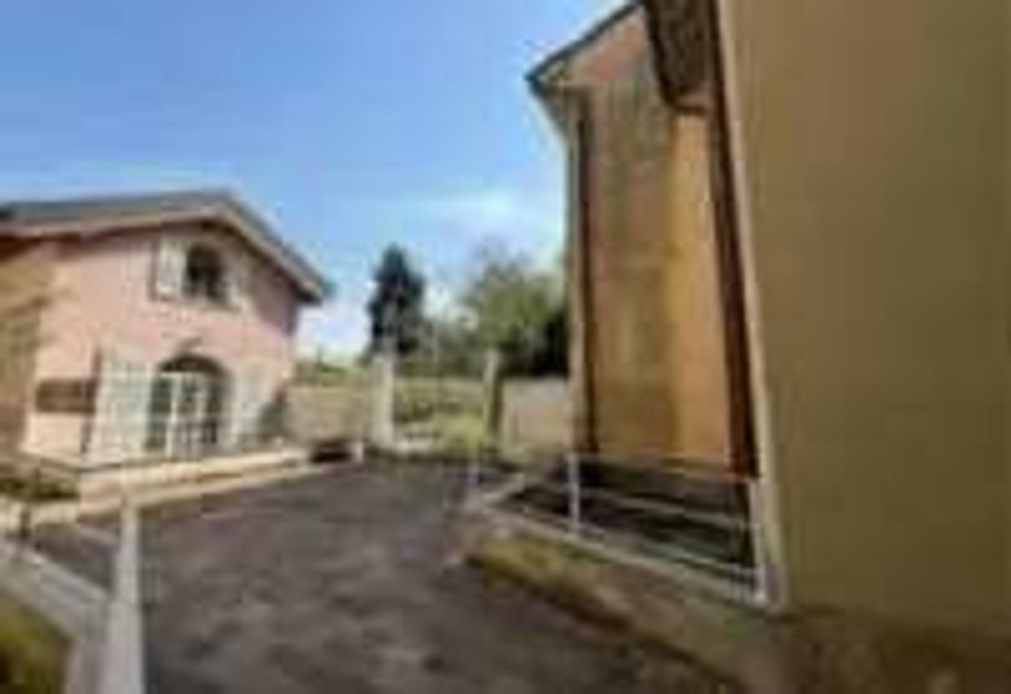 7 rooms Villa in Ronco Briantino, Italy No. 187670